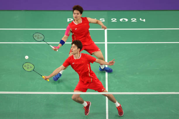 運(yùn)動護(hù)眼兩不誤——羽毛球愛好者的視力保養(yǎng)指南