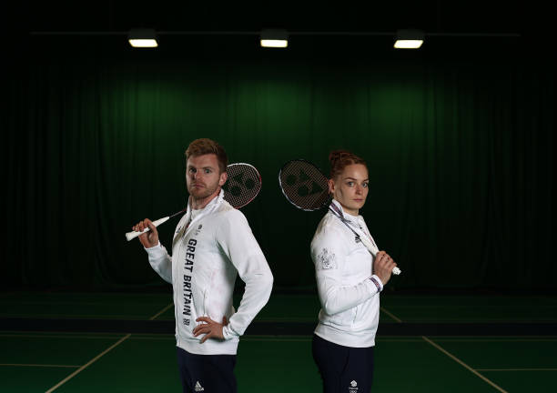 羽毛球比賽場景怎么畫？構(gòu)圖與動態(tài)感提升方法