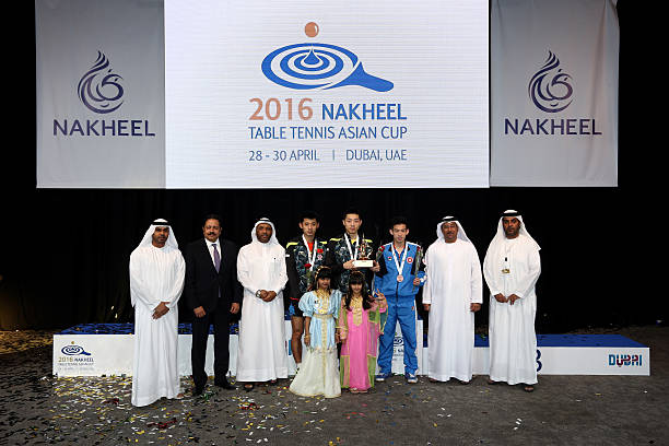 如何正確繪制羽毛球場的單打和雙打線？