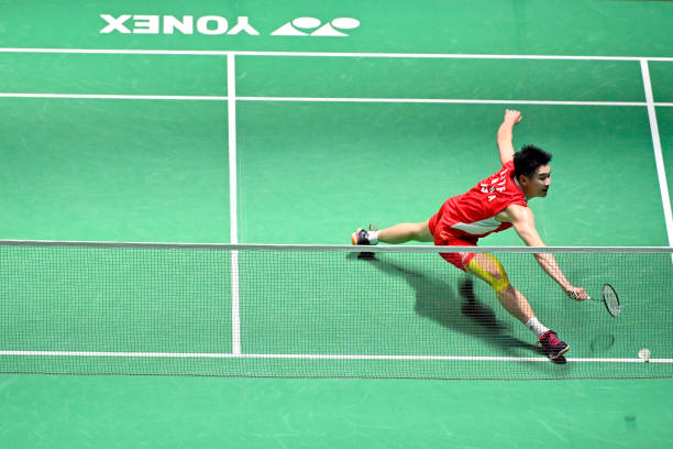 如何正確繪制縱向羽毛球場地示意圖？