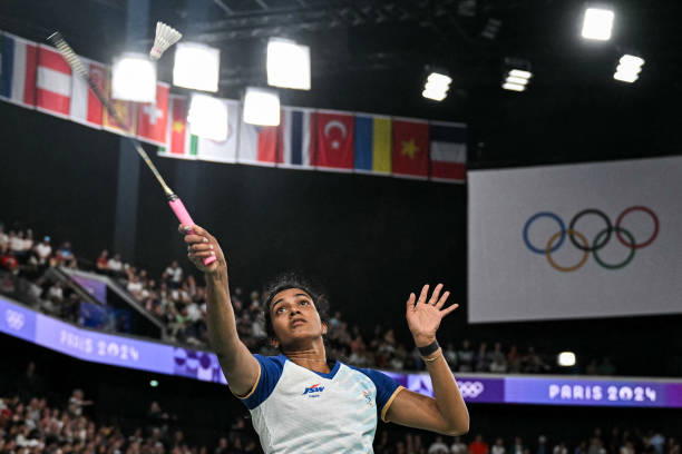 羽毛球場地規(guī)格指南：從劃線到凈高的完整標準