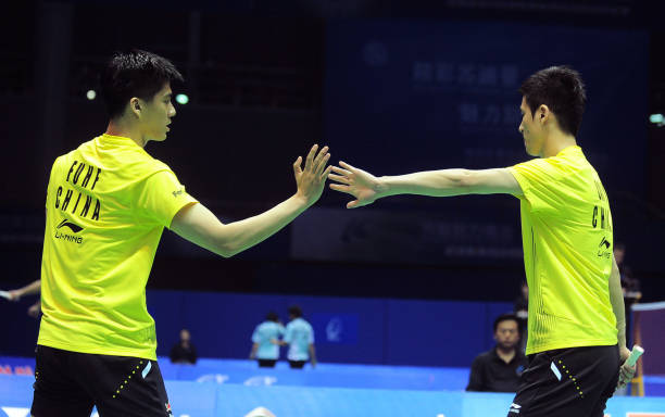 力量不足選5U？4U和5U羽毛球拍選購(gòu)指南