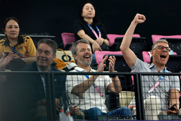 性價比之王！100元左右的羽毛球拍測評