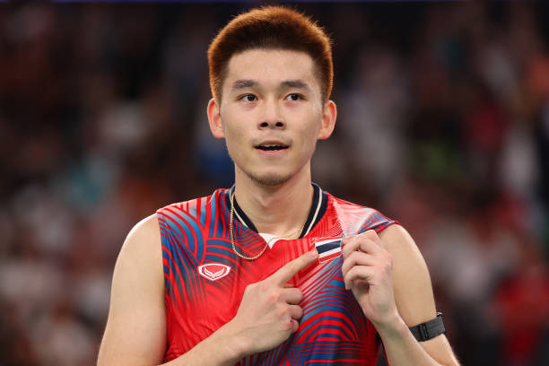 林丹戰(zhàn)服VS李宗偉戰(zhàn)服：宿敵裝備大比拼