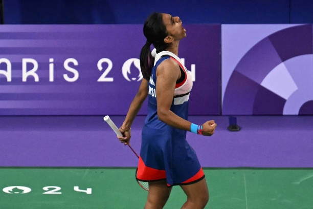 李寧和尤尼克斯羽毛球鞋對(duì)比，哪款更適合你的預(yù)算？