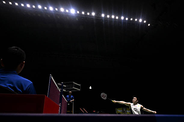 為什么羽毛球場地墻壁必須是深色？國際標(biāo)準(zhǔn)解析