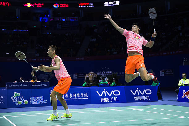 打好羽毛球的第一步：正手握拍的動作分解與練習方法