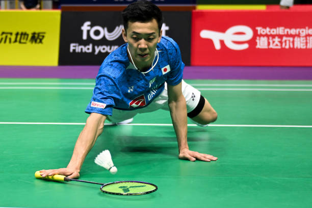 羽毛球教練建議：中小學(xué)生最佳拍線磅數(shù)范圍是多少？