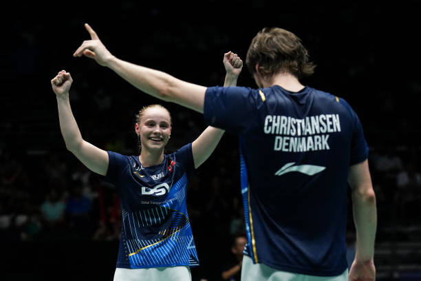 發(fā)球與接發(fā)球要領(lǐng)：羽毛球比賽開局的關(guān)鍵技巧