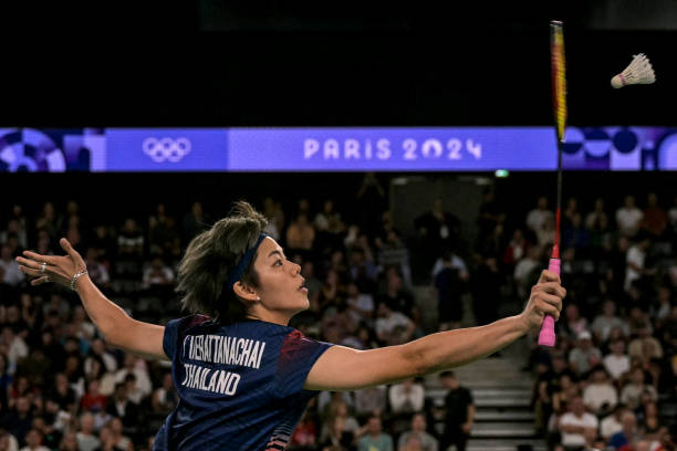 如何正確判斷羽毛球單打的左右邊線？接球不再失誤