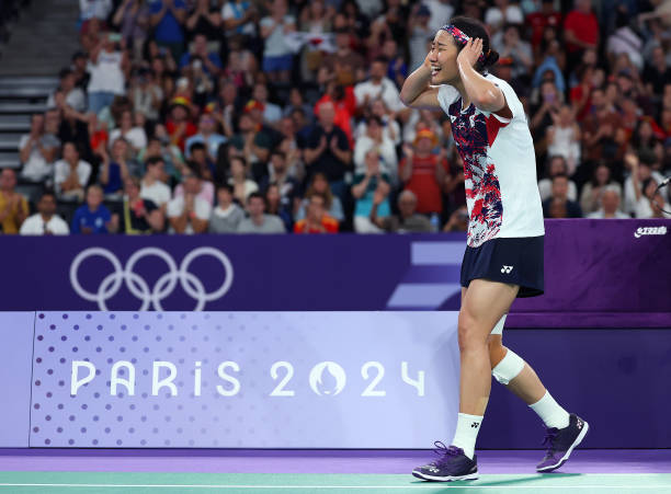 學(xué)校羽毛球館開(kāi)放時(shí)間與收費(fèi)標(biāo)準(zhǔn)調(diào)整公告