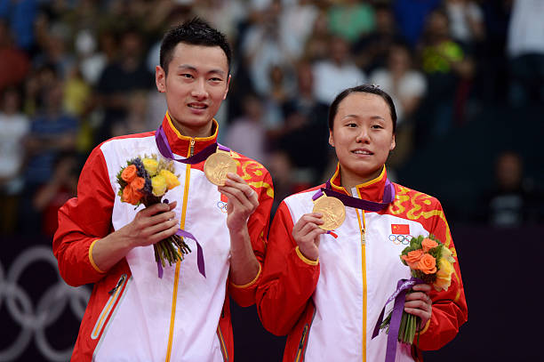 羽毛球殺球慢動(dòng)作分析：掌握完美擊球時(shí)機(jī)與角度