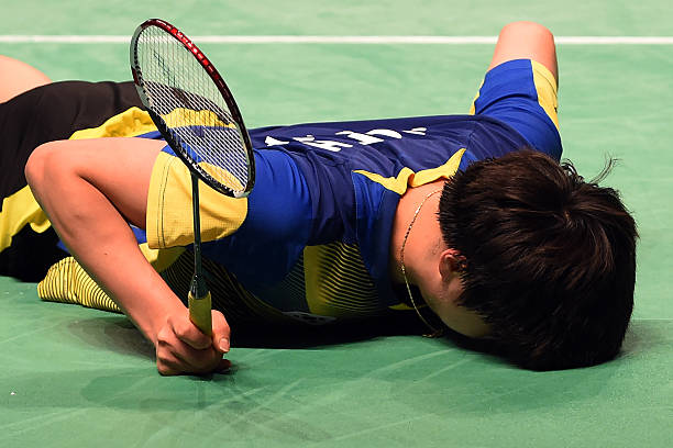 羽毛球扣殺的力量來源：手腕、腰腹與腿部如何協(xié)調(diào)