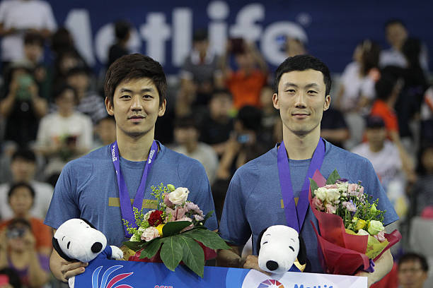 羽毛球雙打發(fā)球教學(xué)：規(guī)則、站位、戰(zhàn)術(shù)全面掌握