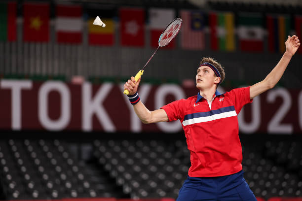 握拍不對，打球白費！羽毛球正確握拍指南