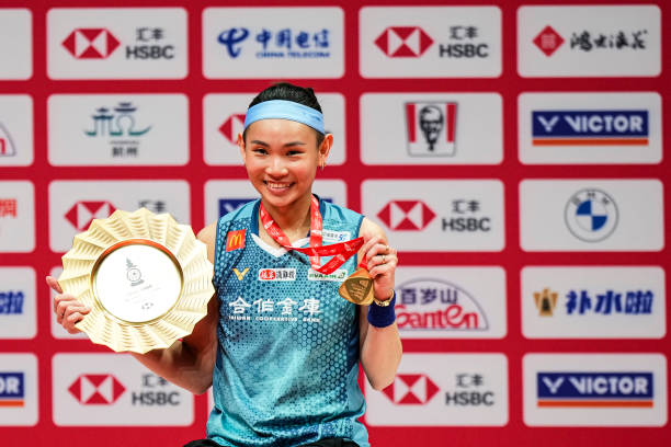 中小學羽毛球比賽規(guī)則全解析：從發(fā)球到計分