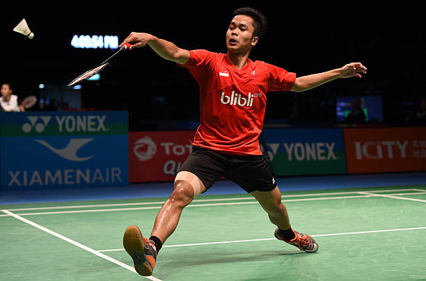 Record羽毛球拍實戰(zhàn)體驗：進攻型與防守型哪款更勝一籌？