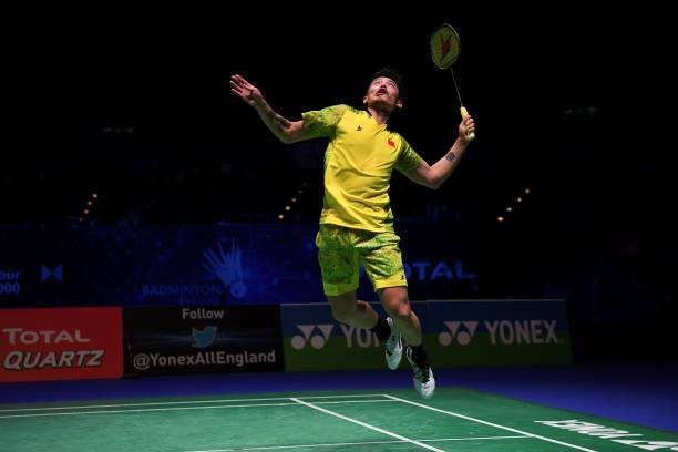 川崎高端羽毛球拍底蓋工藝：碳纖維與減震技術解析