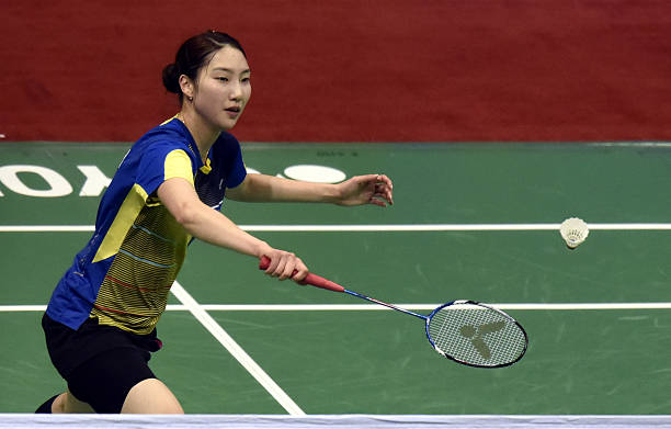 羽毛球拍4U和5U怎么選？新手必看的選購指南