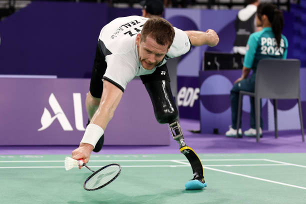 羽毛球?qū)ｍ?xiàng)人才簡歷：教練、裁判或俱樂部相關(guān)經(jīng)歷