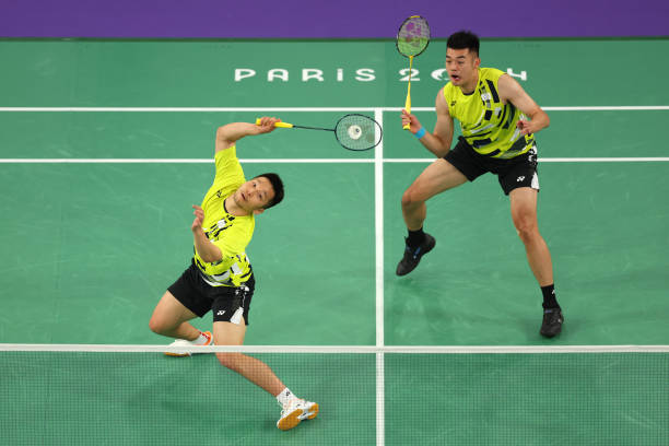 羽毛球單打發(fā)球區(qū)域規(guī)則圖解：一看就懂！