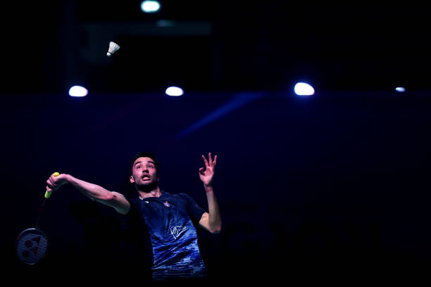 羽毛球場(chǎng)單雙打尺寸圖解：一目了然掌握規(guī)則