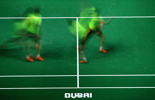 羽毛球雙打配合打法：輪轉(zhuǎn)、封網(wǎng)、后場(chǎng)壓制