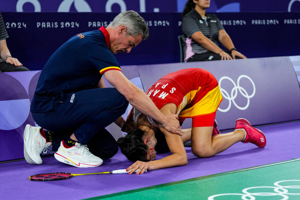 羽毛球愛好者的福音：學(xué)校訓(xùn)練館新增8塊標(biāo)準(zhǔn)場地