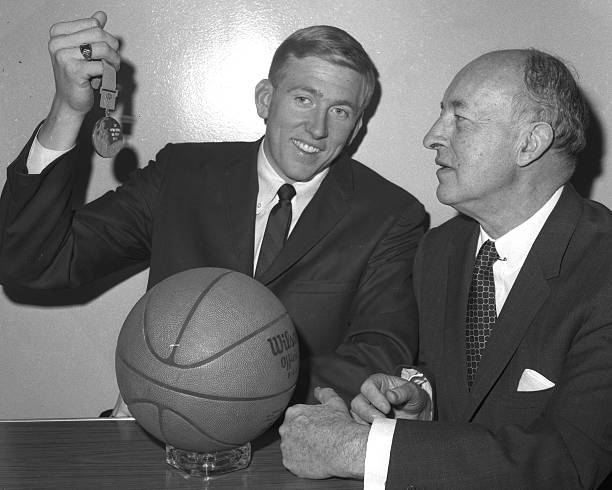 現(xiàn)役球員助攻排名：誰有望沖擊歷史前十？