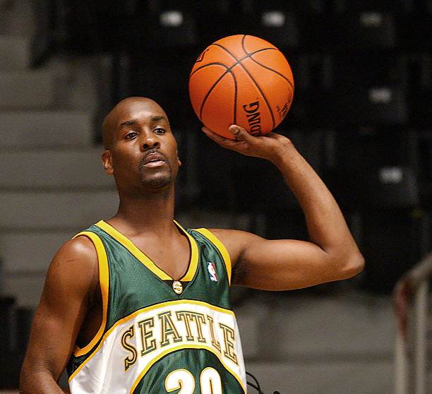 張伯倫女友標(biāo)準(zhǔn)大揭秘：他最愛什么樣的女性？