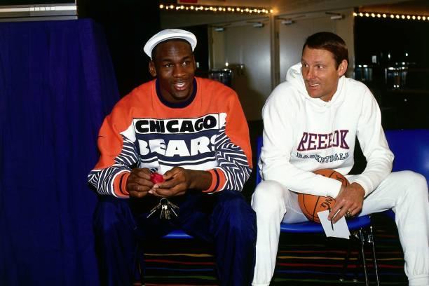 兒童手工：簡(jiǎn)單折紙投籃機(jī)，鍛煉動(dòng)手能力