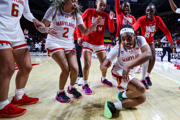 籃球直播app有哪些平臺推薦的：免費與付費平臺對比