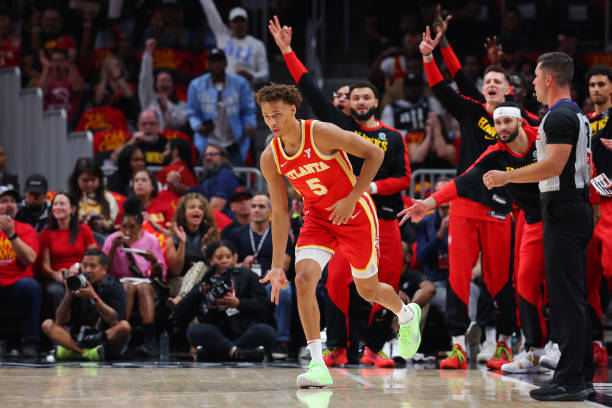 青島雙星男籃教練組調(diào)整，新助教加盟引關(guān)注