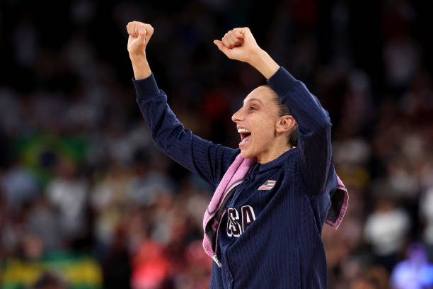 全球籃球標準對比：NBA籃板高度與其他聯(lián)賽的差異