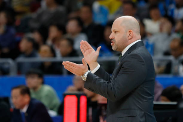 選擇籃球場施工廠家的注意事項：避免常見誤區(qū)