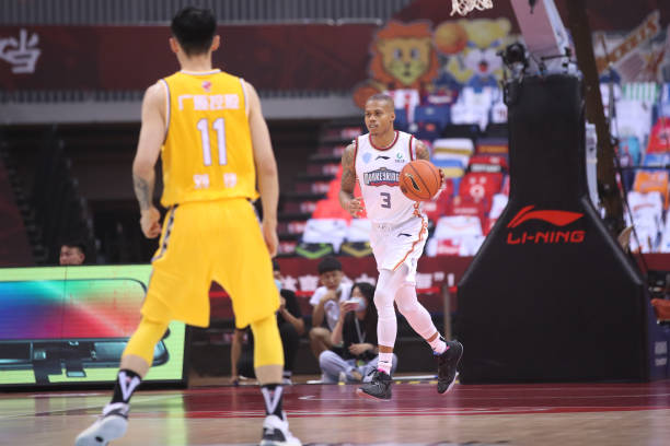 如何測量籃球場的實際面積？