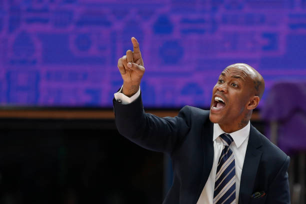 專業(yè)vs業(yè)余：不同級(jí)別比賽使用的籃球尺寸標(biāo)準(zhǔn)