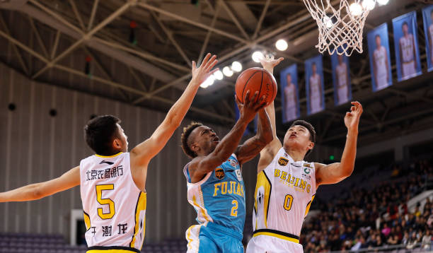 庫(kù)里中國(guó)行節(jié)目?jī)?nèi)容大揭秘：互動(dòng)、訓(xùn)練與表演賽