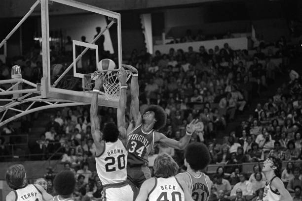 圖解上籃動作：從起跳到落地的完整技術(shù)分析