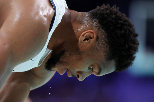 支持主隊(duì)！通過NBL官網(wǎng)直播，為[球隊(duì)名]吶喊助威