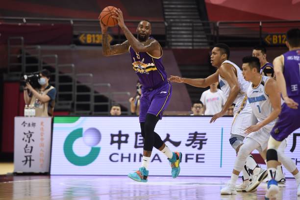 投籃姿勢詳解：從站姿到出手，全面提升命中率