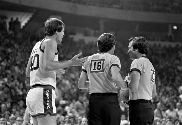 庫里吧論壇獨(dú)家專訪：前勇士助教談庫里訓(xùn)練日常