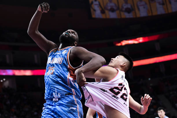 揭秘籃球路人王：他們離職業(yè)只差一步？