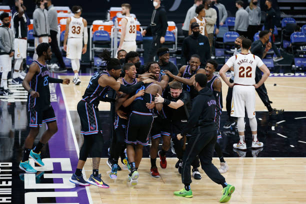 Flopper與籃球戰(zhàn)術(shù)：是聰明還是違規(guī)？