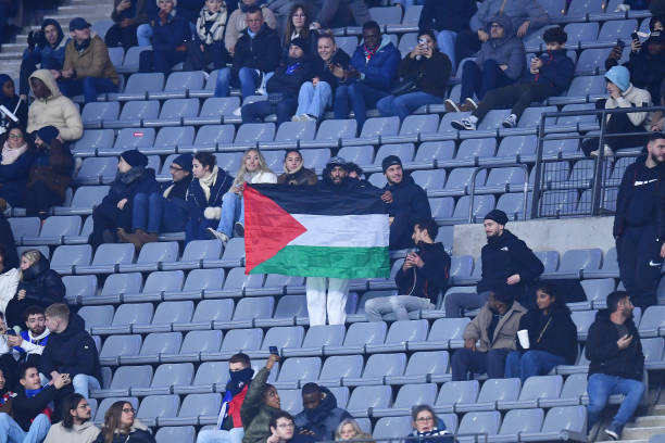 內(nèi)馬爾職業(yè)生涯回顧：哪家俱樂部成就了他的巔峰？