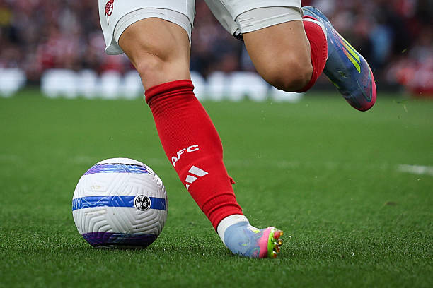 齊達(dá)內(nèi)52歲生日：從球員到教練，傳奇仍在繼續(xù)