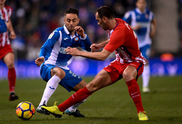 標(biāo)準(zhǔn)足球場地的尺寸與規(guī)格詳解