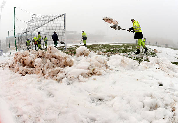 范德法特 vs 斯內(nèi)德：實況足球荷蘭中場雙星對比