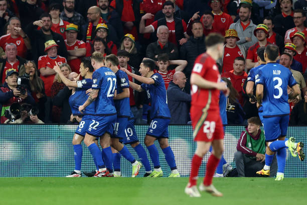 為什么角球時球員不會越位？規(guī)則背后的邏輯