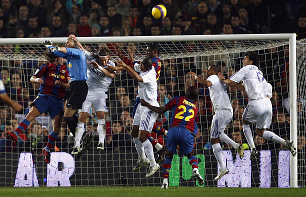 4-3-3 vs. 4-2-3-1：哪種陣型最能釋放梅西的潛力？